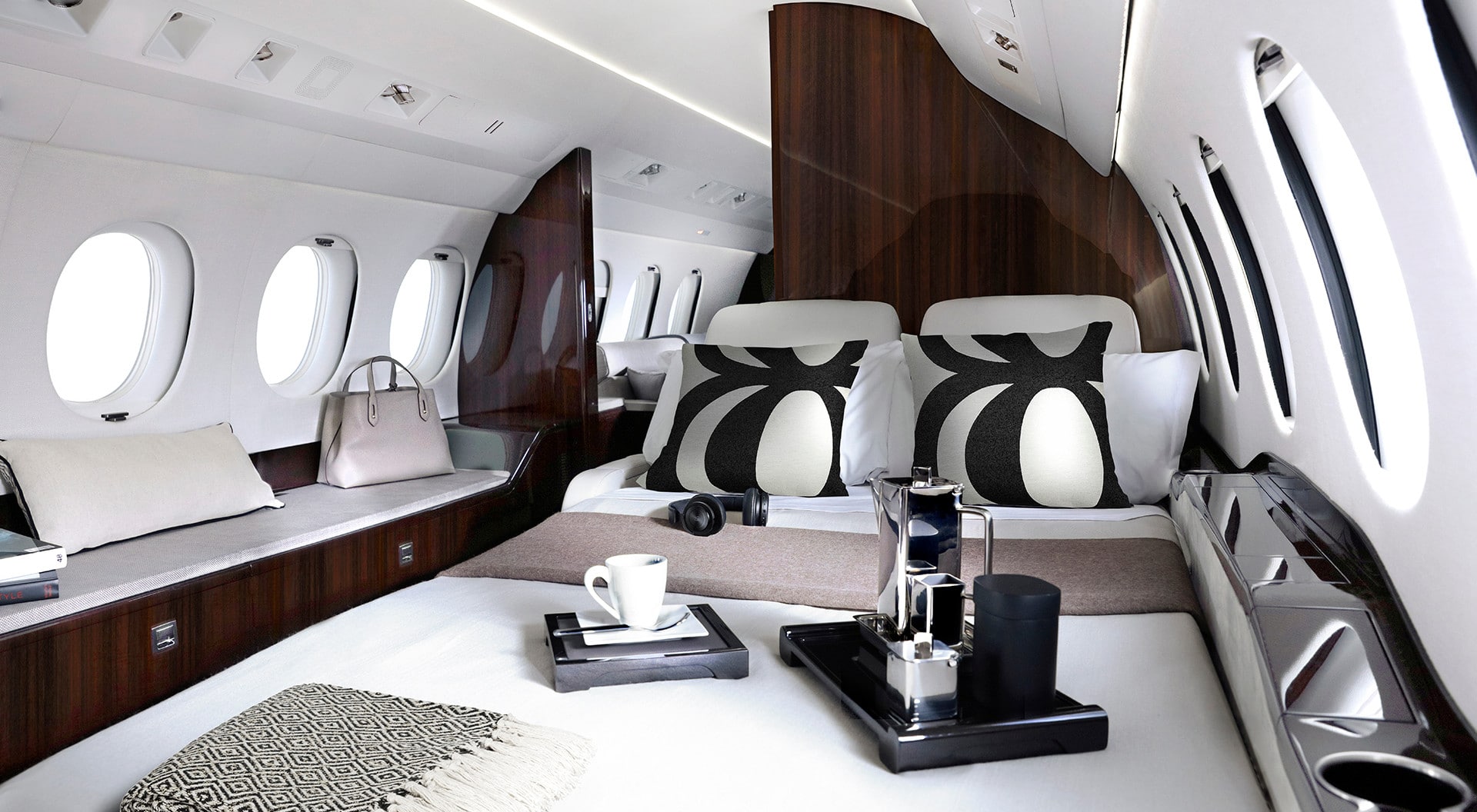 Falcon 8X cabin interior